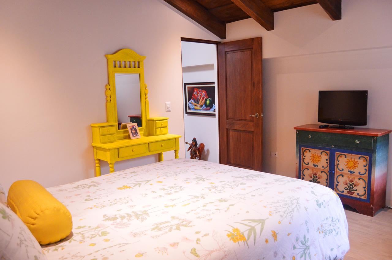 Bed and Breakfast Casa Girasol Antigua Esterno foto